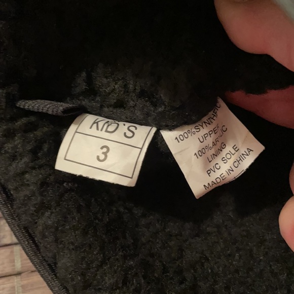 Boys Snow Boots- Minimal Wear⛄️❄️ - Picture 7 of 7